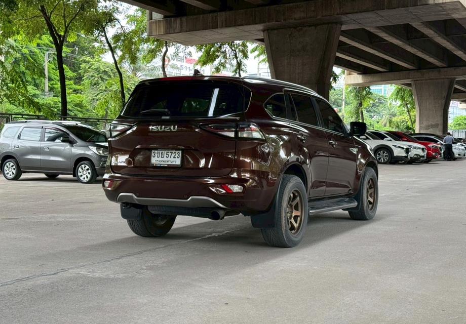 Isuzu Mu-X 3.0 Ultimate 2WD ปี 2022