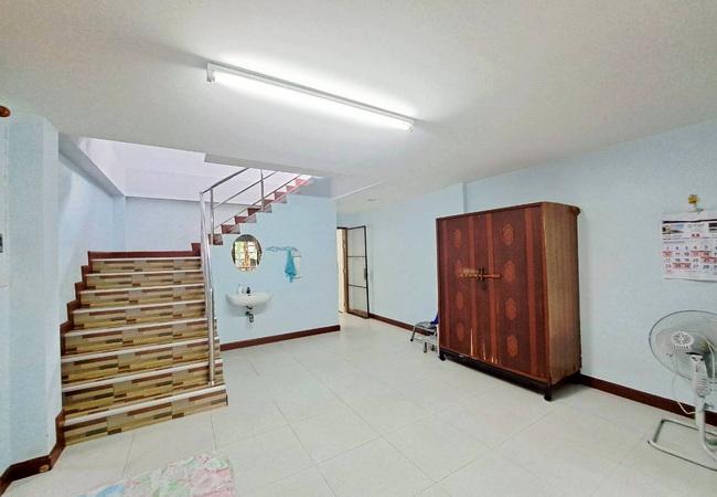 ขายบ้าน หมู่บ้านร่มเย็น 3 ชุมชนเฟื่องฟ้า ถนนสุขุมวิท เมืองสมุทรปราการ เนื้อที่ 100 ตร.ว. 6