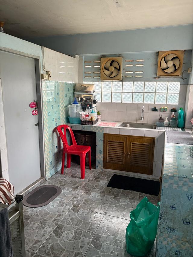 บ้านอาคารพาณิชย์ 4.5 ชั้น รวมดาดฟ้า 3