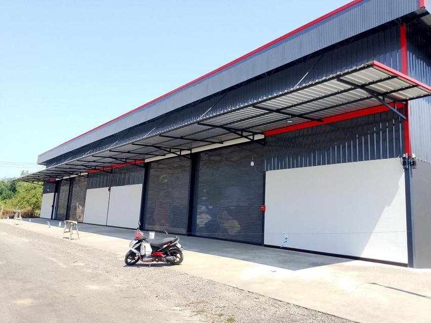 B964 ให้เช่าโกดังสร้างใหม่ ถนนนิมิตรใหม่ เขตคลองสามวา ขนาด 550 ตารางเมตร ราคา 70,000 บาท ประกัน 2 ล่วงหน้า 1 สัญญา 3ปี 9