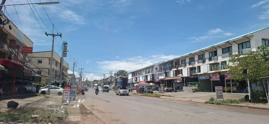 ที่ดินทำเลทอง ติดตลาดหนองไผ่ศิลา จ.ขอนแก่น เนื้อที่2งาน ติดถนนหลัก 2