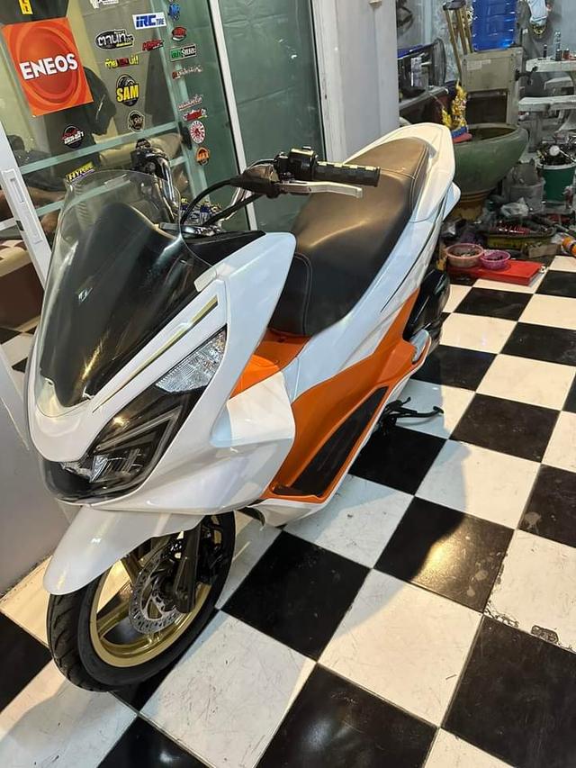 ขาย Honda PCX125 สีขาวส้ม 1