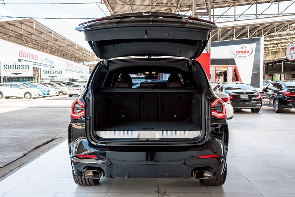 รหัสรถ NP8371 รุ่นรถ : BMW X3 XDRIVE30e M SPORTปีรถ : 2023 รูปที่ 7