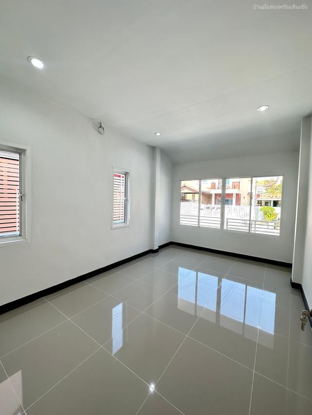 หมู่บ้าน นันทวัน 10 ซ.เลียบวารี 37 11