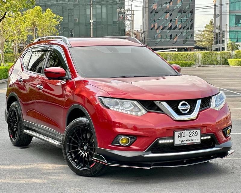 รหัสรถ QT239 NISSAN X-TRAIL 2.0 V เกียร์ Auto 4WD 7ที่นั่ง สีแดง ปี2015 2