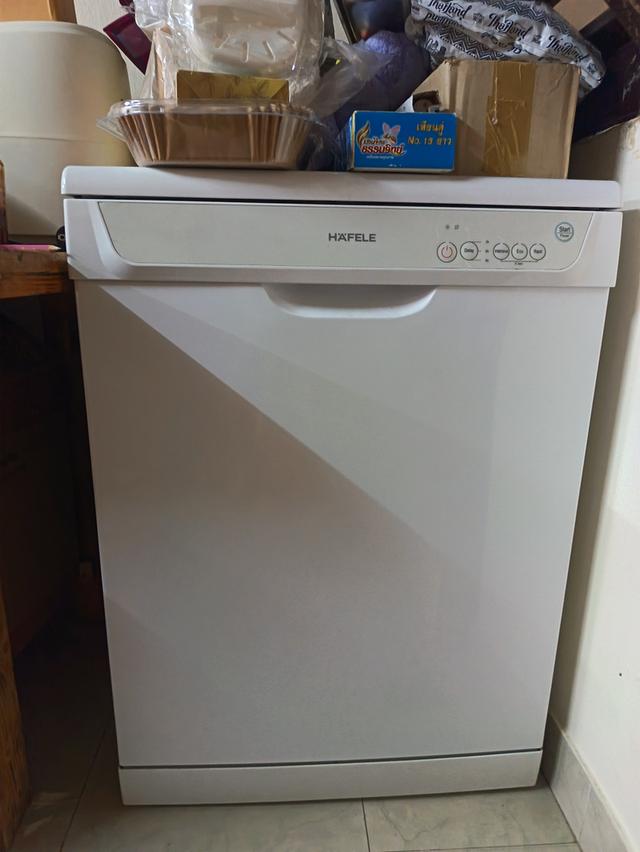 เครื่องล้างจานอัตโนมัติ