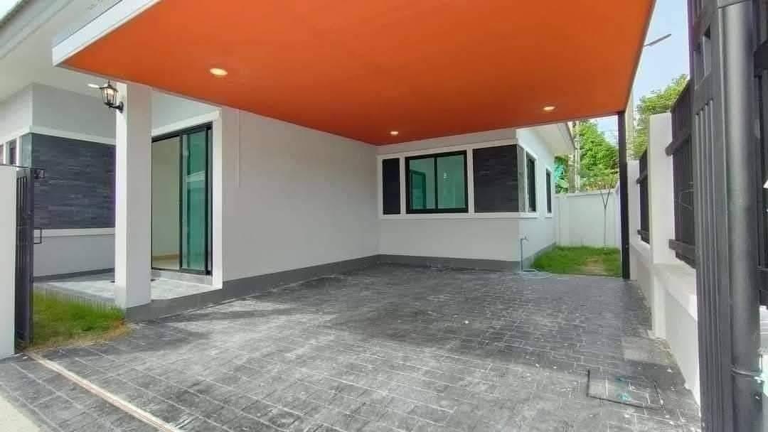 บ้านสร้างใหม่ ศรีราชา ซอยวัดจีน บ้านสวยพร้อมอยู่ 2