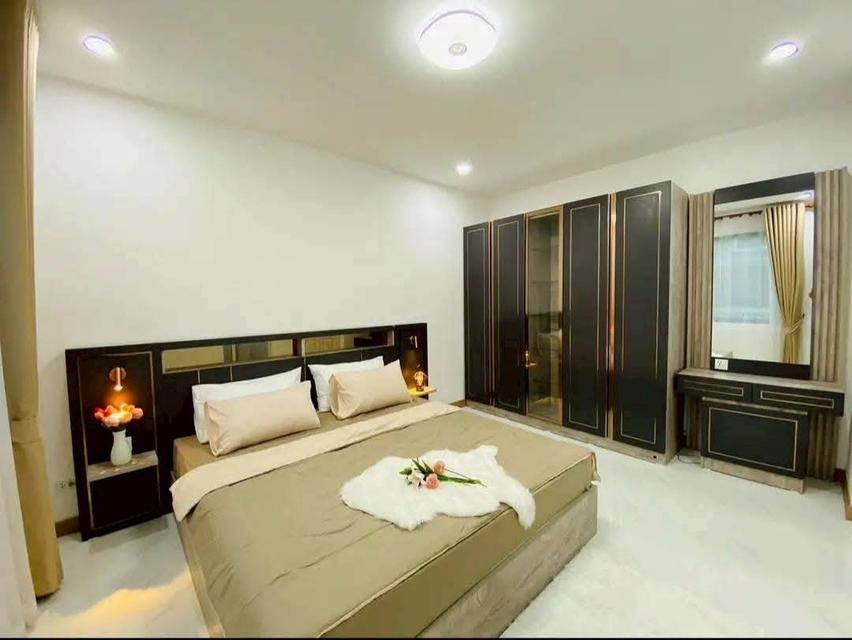 ให้เช่าบ้านเดี่ยว ตกแต่งหรู เฟอร์นิเจอร์พร้อมอยู่เครื่องใช้ไฟฟ้าครบ ซอยทุ่งเศรษฐีแยก 18 14