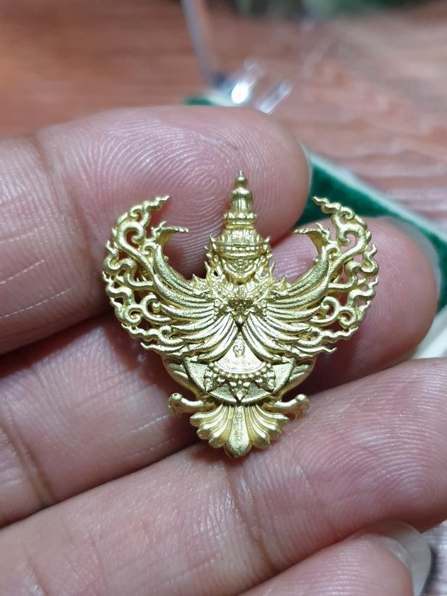 พญาครุฑครูบาอริยชาติ รุ่นแรก วัดแสงแก้วโพธิญาณ เชียงราย เนื้อทองฝาบาตร รูปย่อยที่ 4