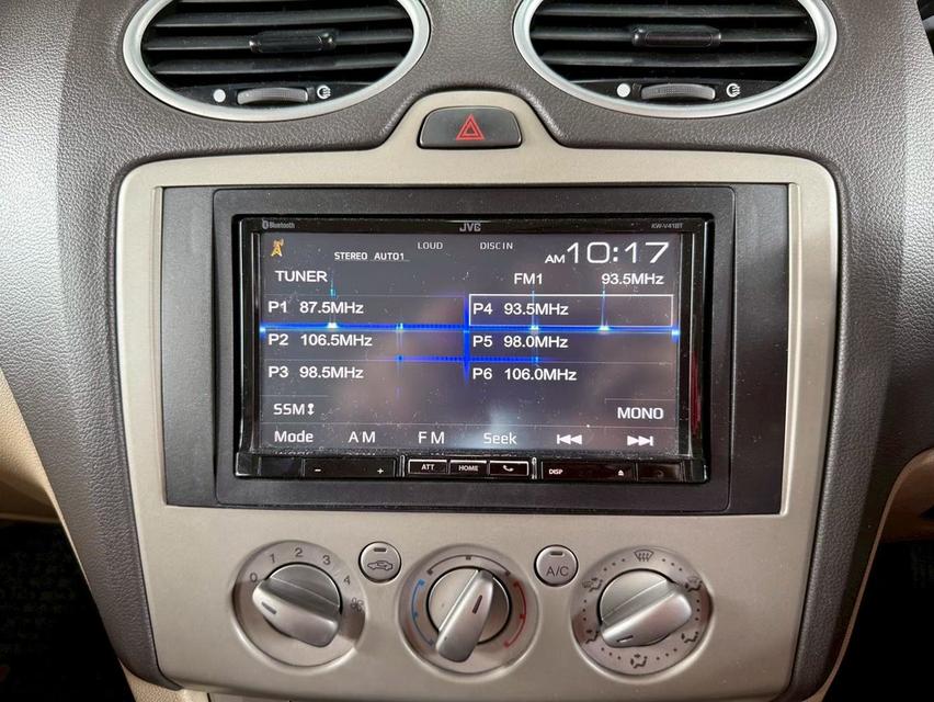 ขายด่วน! Ford Focus 1.8 Sedan AT ปี 2011 11