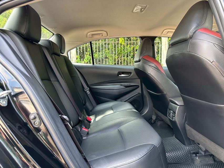 รหัสรถ PEAT6516 TOYOTA COROLLA ALTIS 1.8 GR Sport ปี 2019 12
