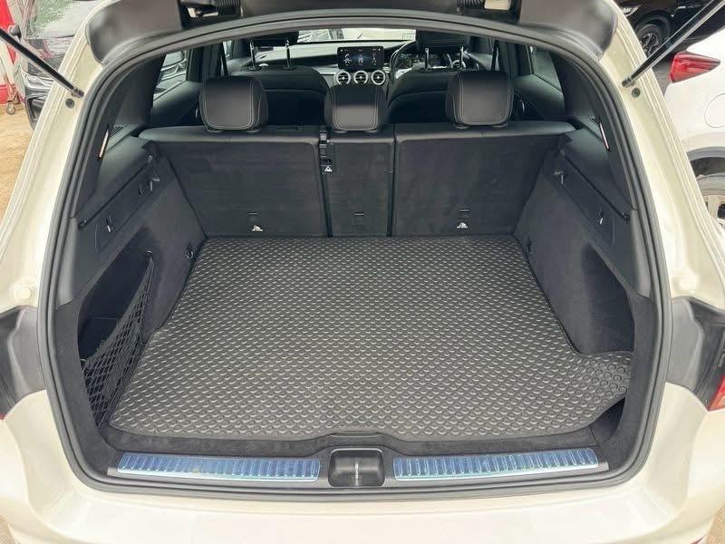 Mercedes-Benz GLC220d AMG Dynamic ปี 2021 รูปที่ 19