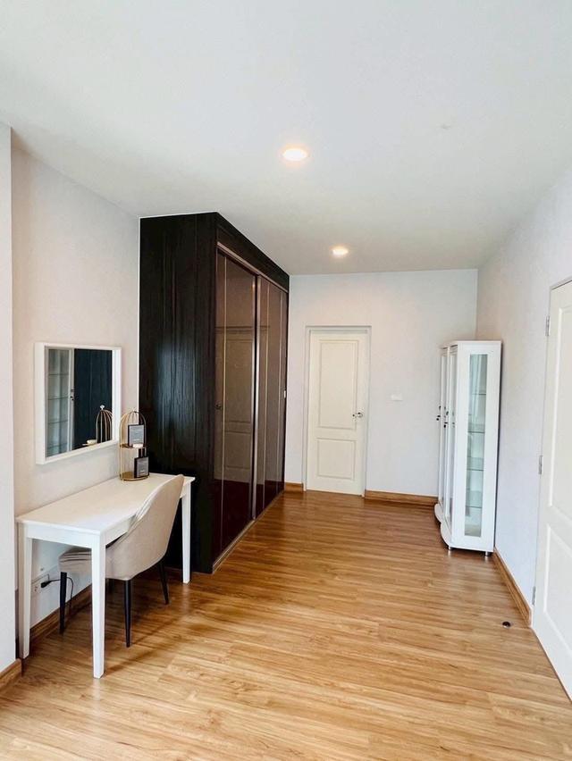 ให้เช่าบ้านเดี่ยว 2 ชั้น  เซนโทร วิภาวดี บ้านตกแต่งสวยพร้อมอยู่ (บ้านซอยต้นหลังมุมเป็นส่วนตัว) 6