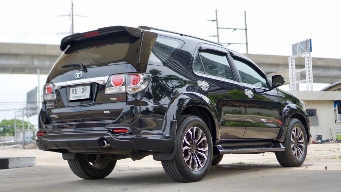 Toyota Fortuner 3.0V TRD Sportivo 4WD ปี 2014 ไมล์ 76,279 km. 2