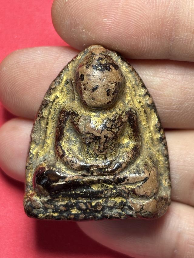 พระหลวงพ่อโต กรุเก่าวัดบางกระทิง