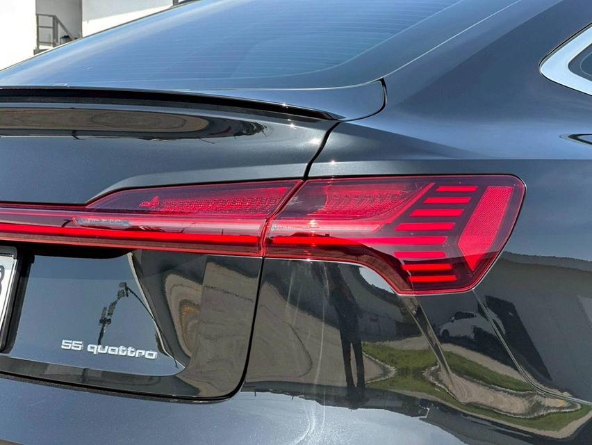 Audi E-tron 55 Sportback Quattro S-Line ปี 2020 จด 2021 รูปที่ 7