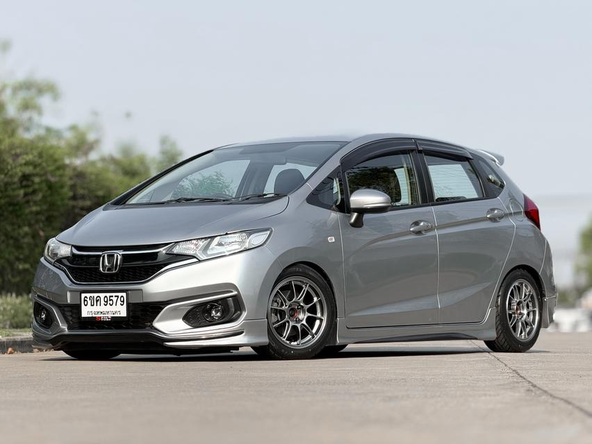 Honda Jazz GK V 2019 AT รูปที่ 10