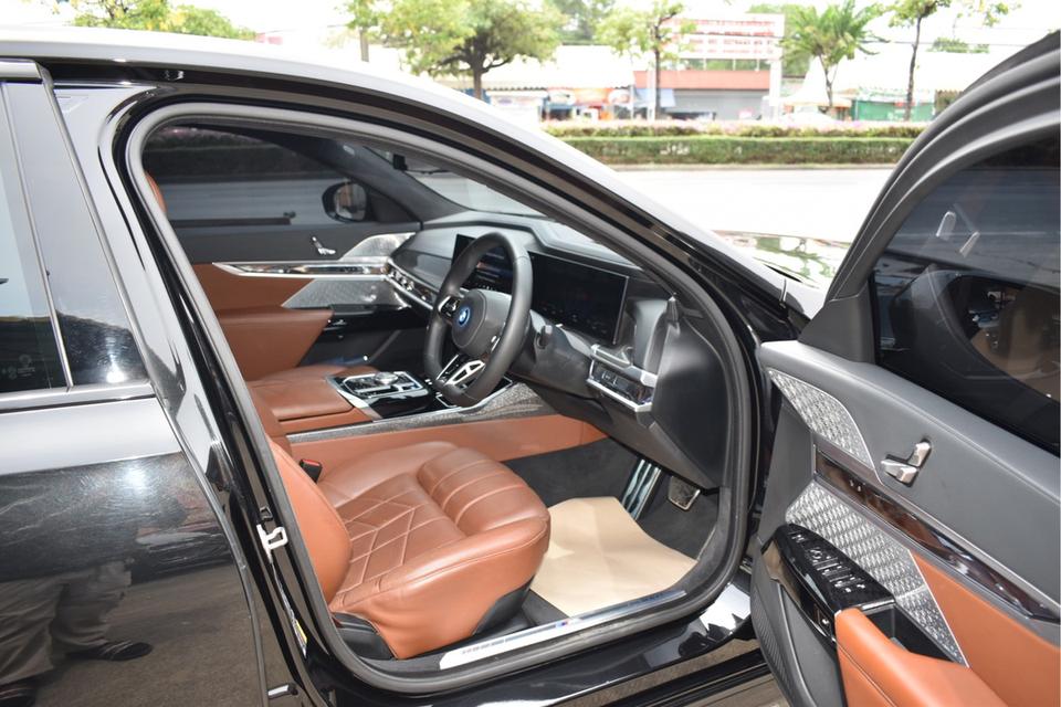 รถยนต์ Bmw i7 มือสอง รูปที่ 9