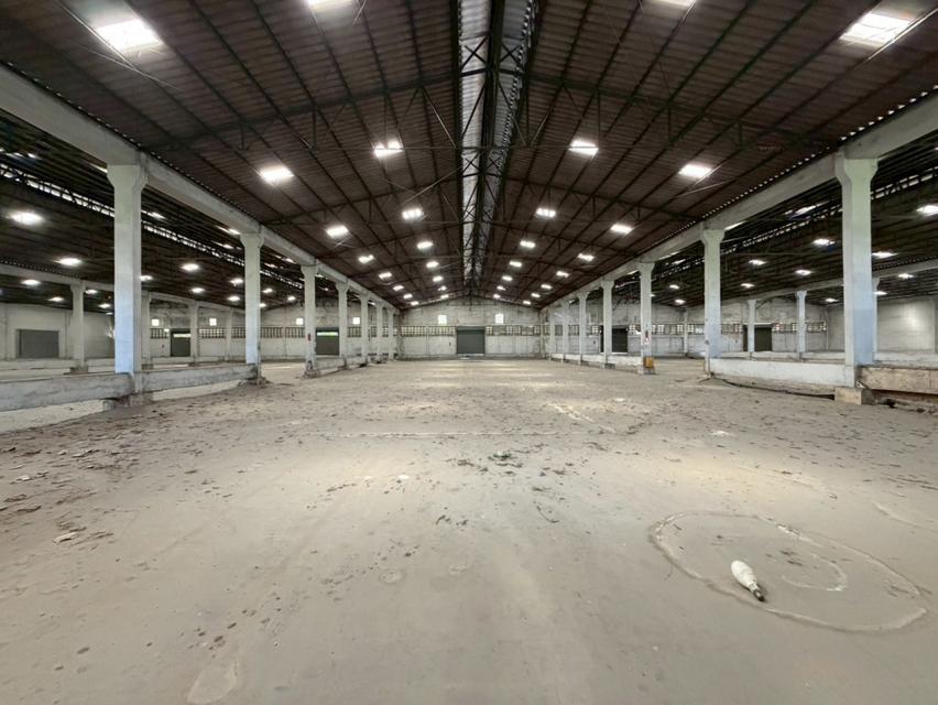 ขายด่วน !! ที่ดินสีม่วง พร้อมโรงงาน ติดถนนบางนา-ตราด 13-3-2 ไร่ ติดกับโรงงาน Yamaha 3