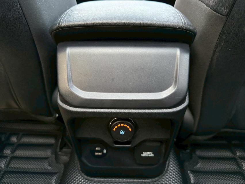 Ford Everest 2.0 Thaitamum Plus ปี22 18