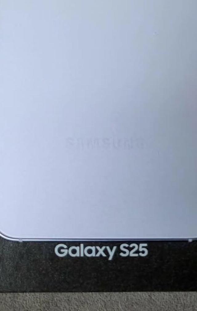 Galaxy S25 สภาพนางฟ้า 3