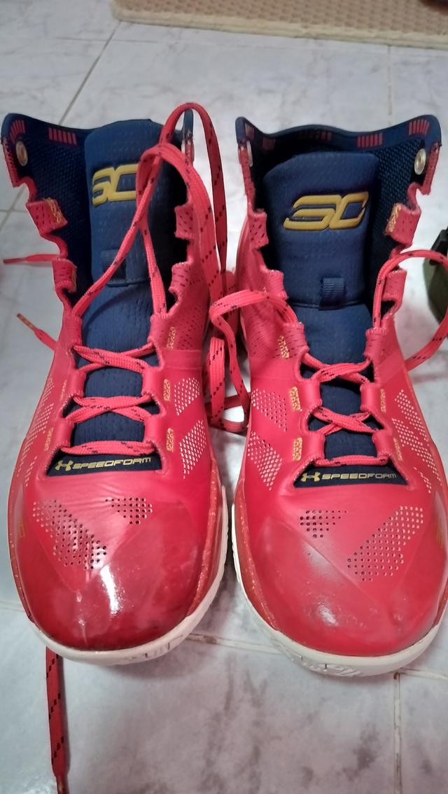 รองเท้าบาส  อันเดอร์ 42.5 27