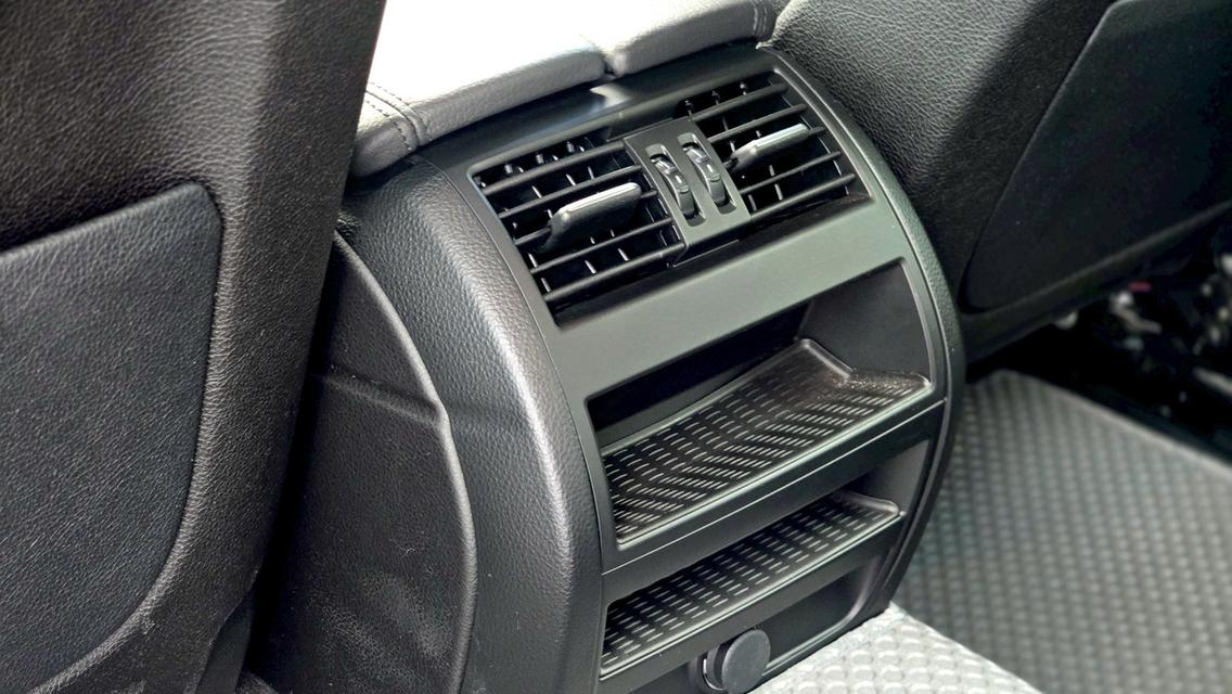 รหัสรถ WB36 Bmw 520d Msport ปี 2015 8