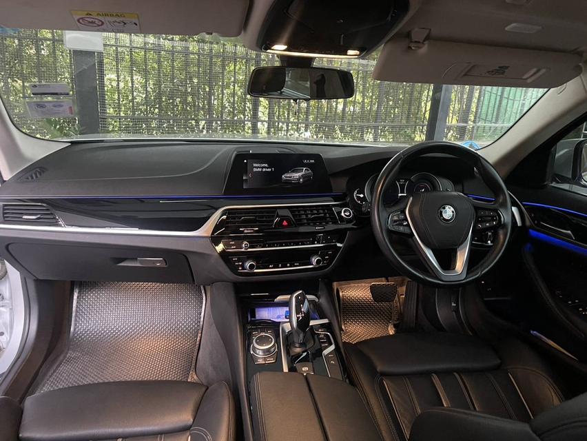 BMW 530e Elite Plug-in Hybrid G30 2019 6