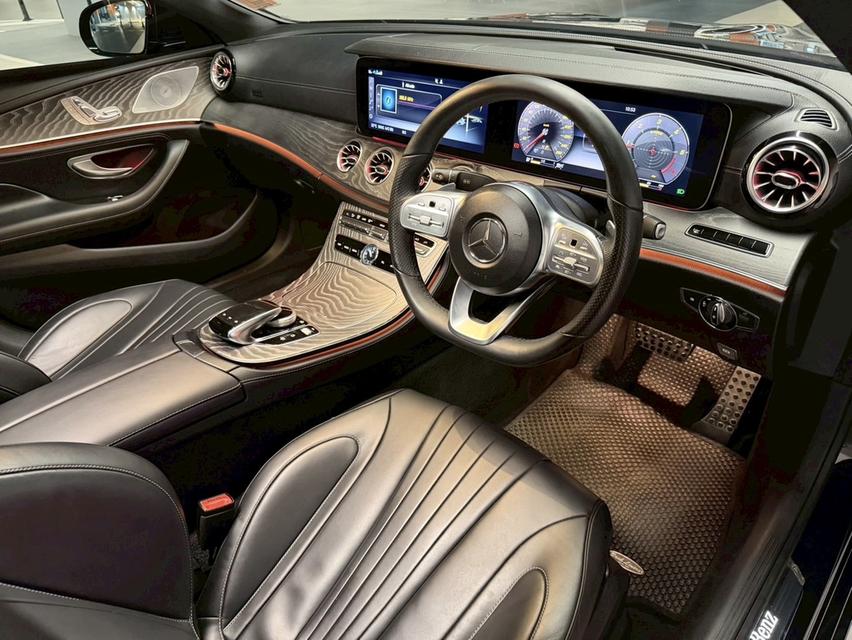 Mercedes-Benz CLS300d AMG Dynamic รูปที่ 3