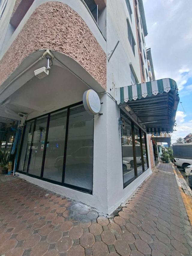 ขายคอนโด ชั้น 1 ห้องมุม ซอยลาดพร้าว 121 ใกล้เดอะมอลล์บางกะปิ (N.1847) 1