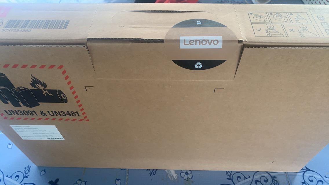 โน๊ตบุ๊คเล่นเกมส์มือ 1 ยังไม่แกะกล่อง