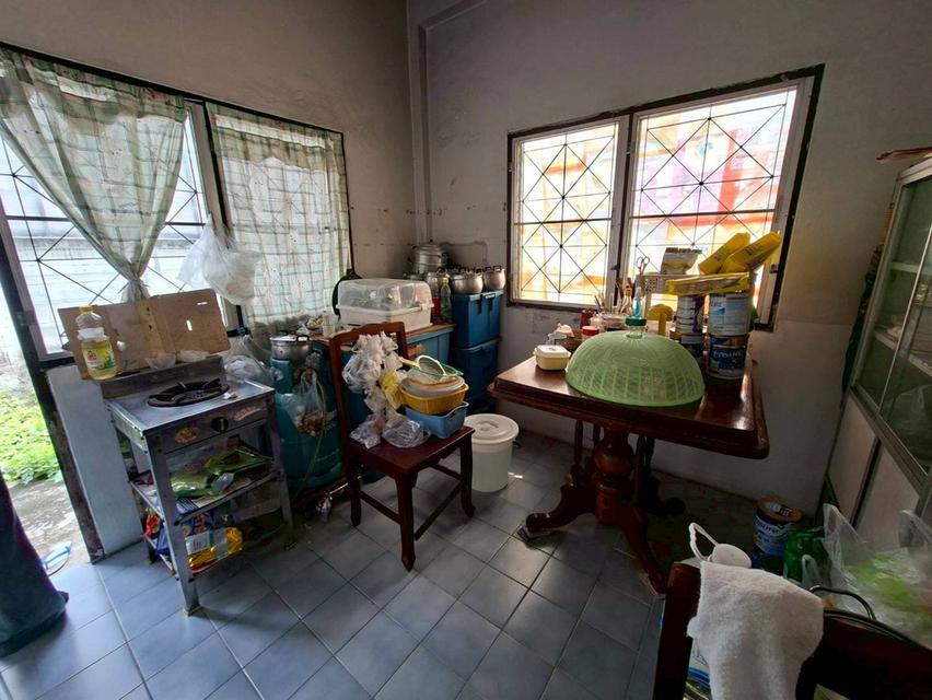 ขายบ้านเดี่ยว หมู่บ้าน ช.รุ่งเรือง 6 ราคาต่ำกว่าตลาด เหมาะกับการลงทุน (N.2000) 4