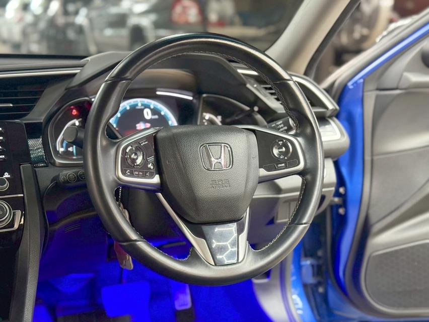 HONDA CIVIC FC 1.8 EL i-VTEC ปี2020 รถบ้านสวยจัด  ตัวท็อปสุดในรุ่น วิ่งน้อย 17