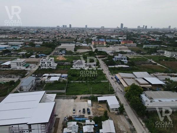 ขายที่ดินแปลงสวย แบ่งล็อคขาย ติดถนนซอยเฉลิมพระเกียรติ ร.9 ซอย 30 แยก 19 7