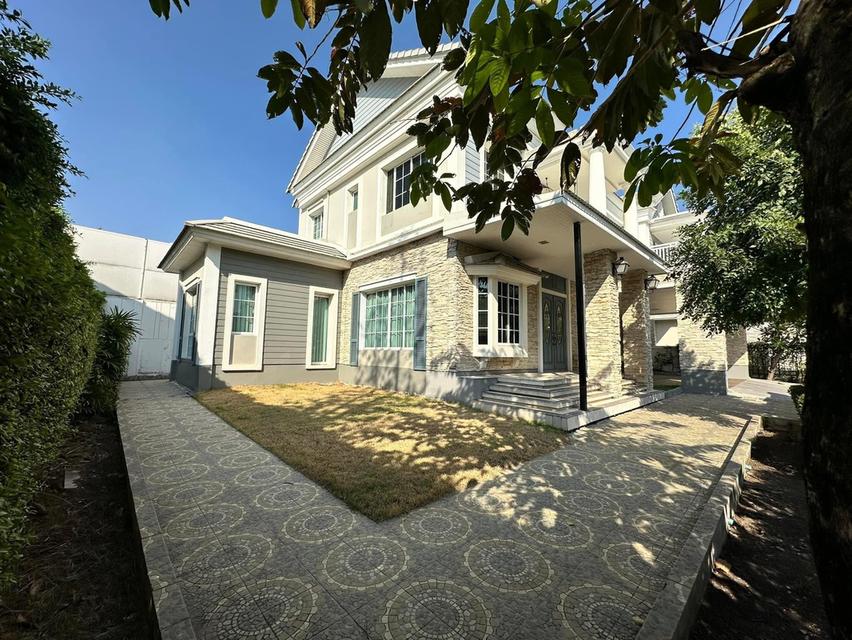 Vายบ้านหรู หมู่บ้านนาราสิริ บางนา กม 10 7