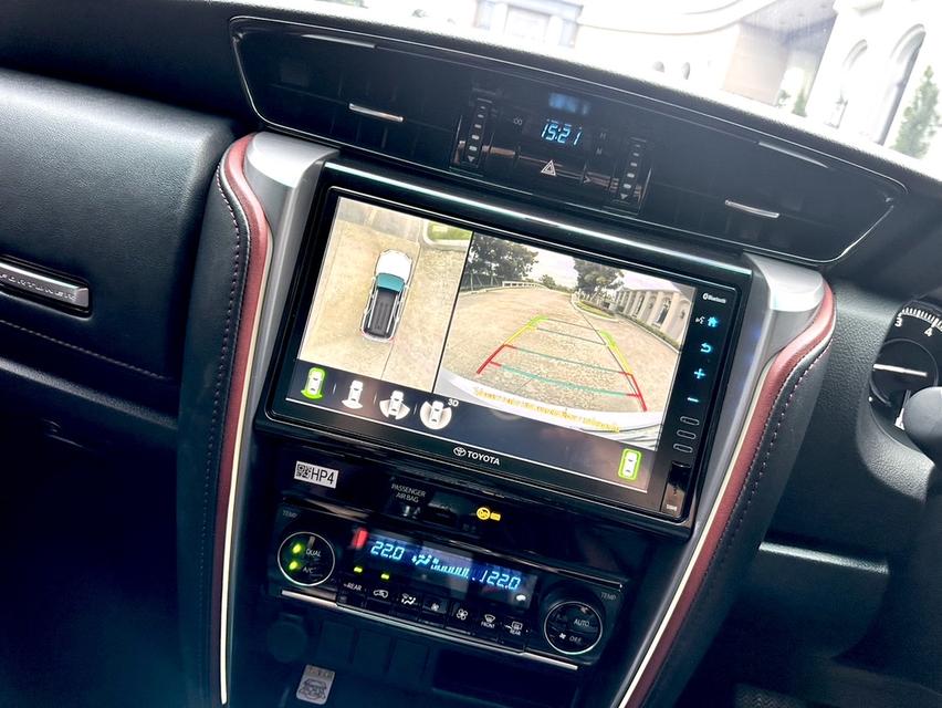 TOYOTA FORTUNER 2.4 LEGENDER ปี 2022 รูปที่ 17