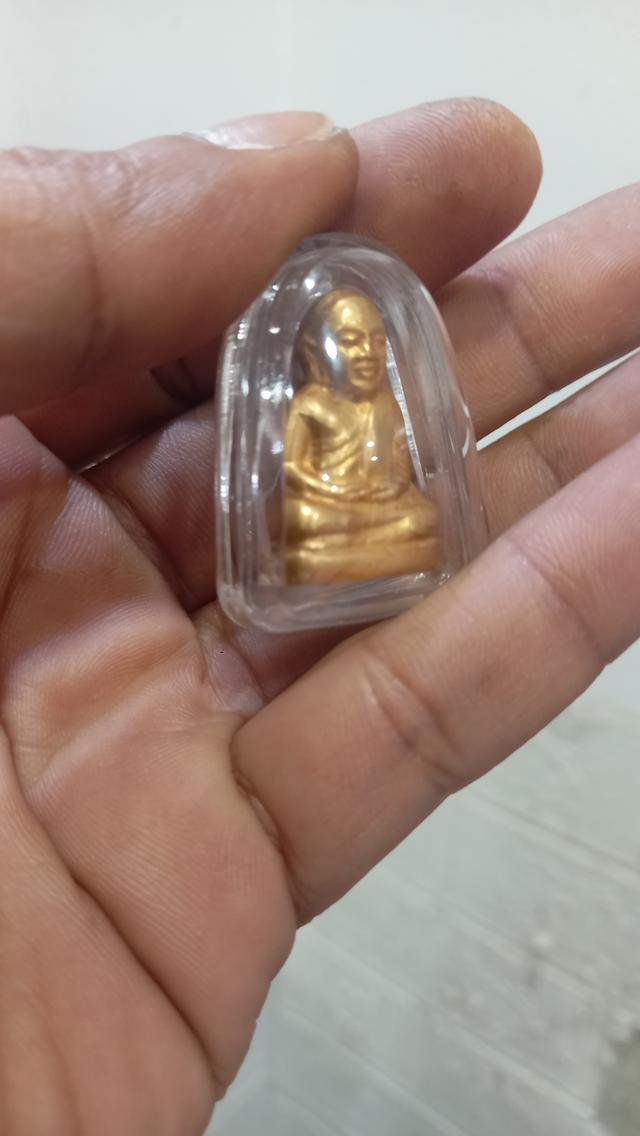 หลวงพ่อเงินคอแอลปี15วัดบางคลานโค๊ต14/15สวยๆไม่ผ่านการใช้พร้อมกรอบ รูปที่ 2