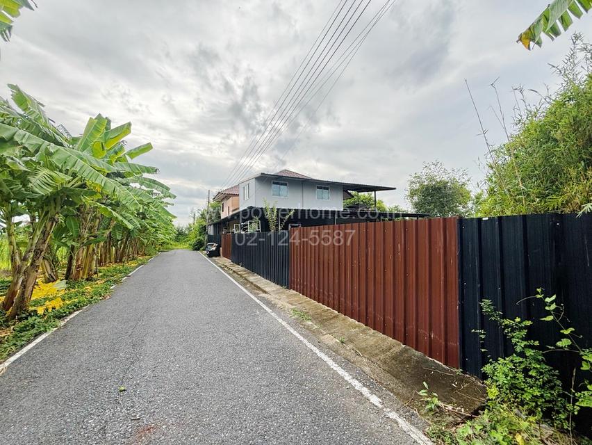 ที่ดิน พร้อมบ้านเดี่ยว 2 ชั้น 50 ตร.ว. ซอยเจียมเจริญ 6 ใกล้เซ็นทรัลเวสต์เกต ถนนกาญจนาภิเษก ต. บางคูรัด อ. บางบัวทอง จ. นนทบุรี