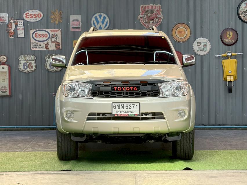 TOYOTA FORTUNER 2.7 V 2WD ปี2009รถบ้านแท้ รถสวยสภาพดี พร้อมใช้งาน 2