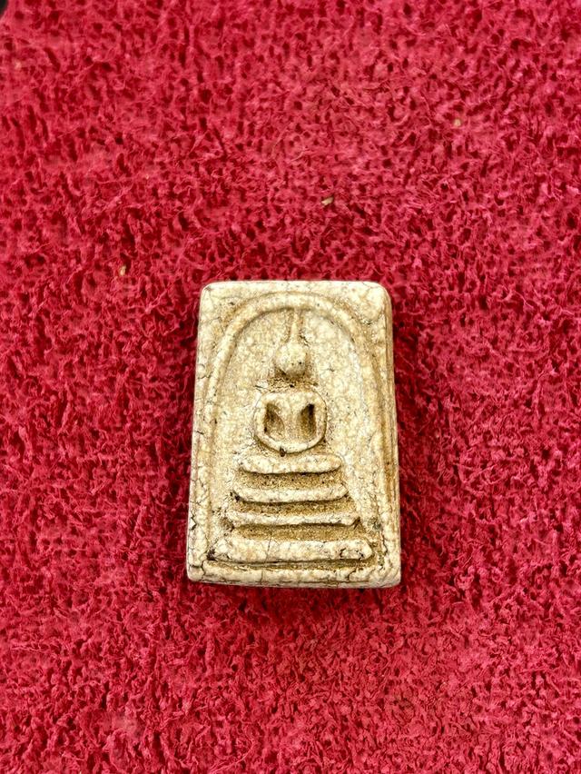 สมเด็จวัดระฆัง พิมพ์ทรงเจดีย์