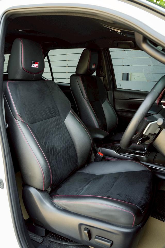 รหัสรถ CBL9659 TOYOTA FORTUNER 2.8 GR Sport (Black Top) 4WD AT 2023 รูปที่ 9