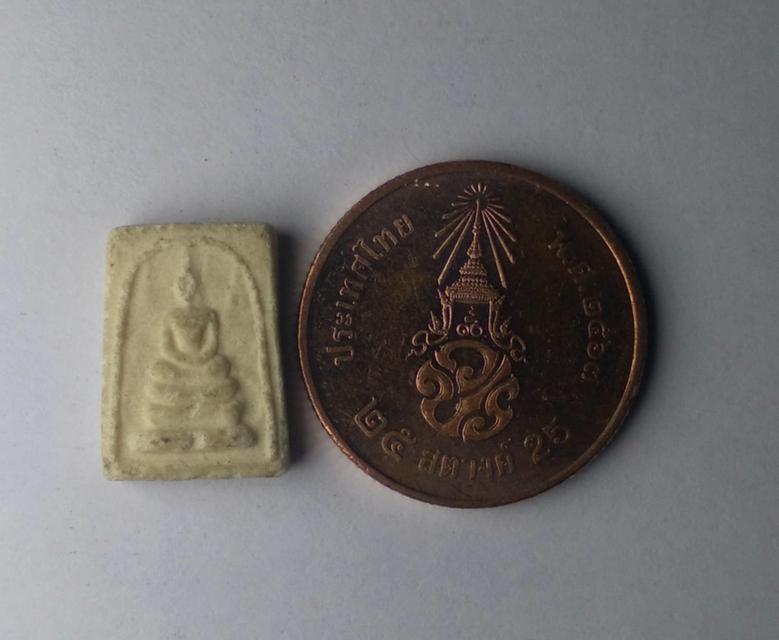 พระสมเด็จ พิมพ์จิ๋ว สูง 1cm. กว้าง 0.7cm