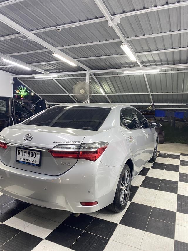 ขายรถ Toyota corolla altis ปี 2017 10