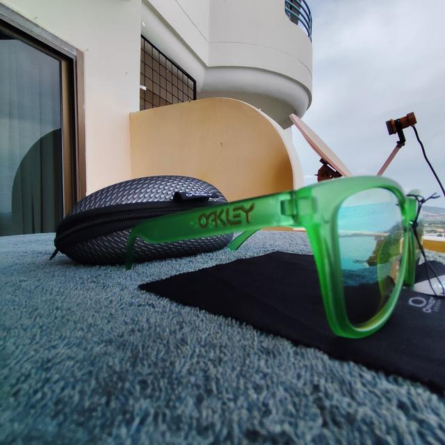 Rare Oakley Frogskins Collectors Edition Sunglasses Transparent Green Retro 4