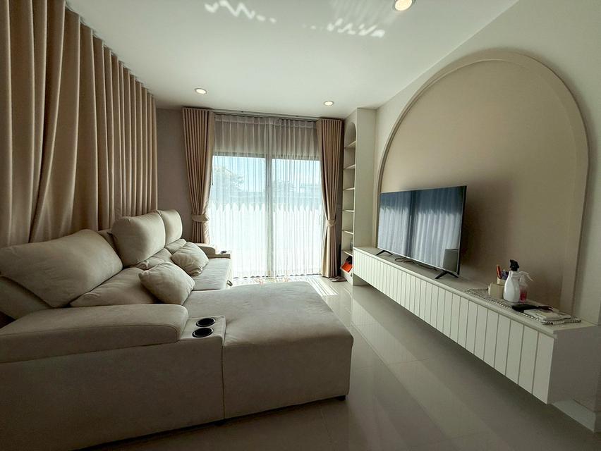 หมู่บ้านเวนิว โฟลว์ แจ้งวัฒนะ ถนนชัยพฤกษ์ ต.คลองข่อย อ.ปากเกร็ด จ.นนทบุรี 6