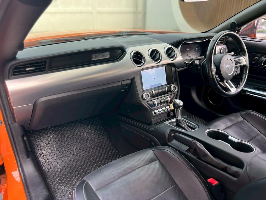 ปี 2020 FORD MUSTANG, 2.3 โฉม ปี15-ปัจจุบันสีส้ม เกียร์ออโต้ เครื่องเบนซิน  12