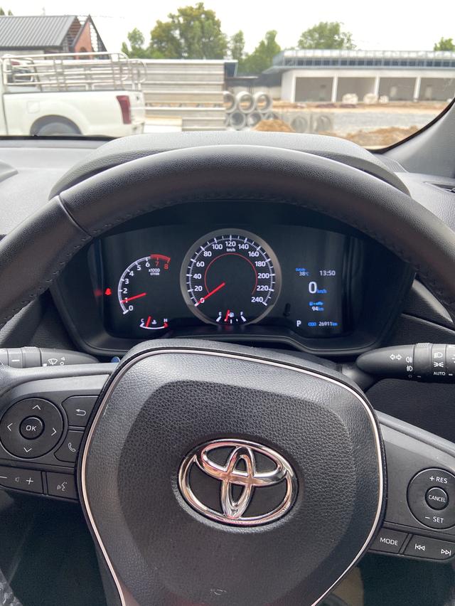 📢ขายถูกรถToyota Corolla Crossเจ้าของขายเองปี2023 📌ไมค์ใช้น้อยมาก(รับส่งเด็กนักเรียน) 📌ราคา740, 000บาท ☎️:0925624422 16