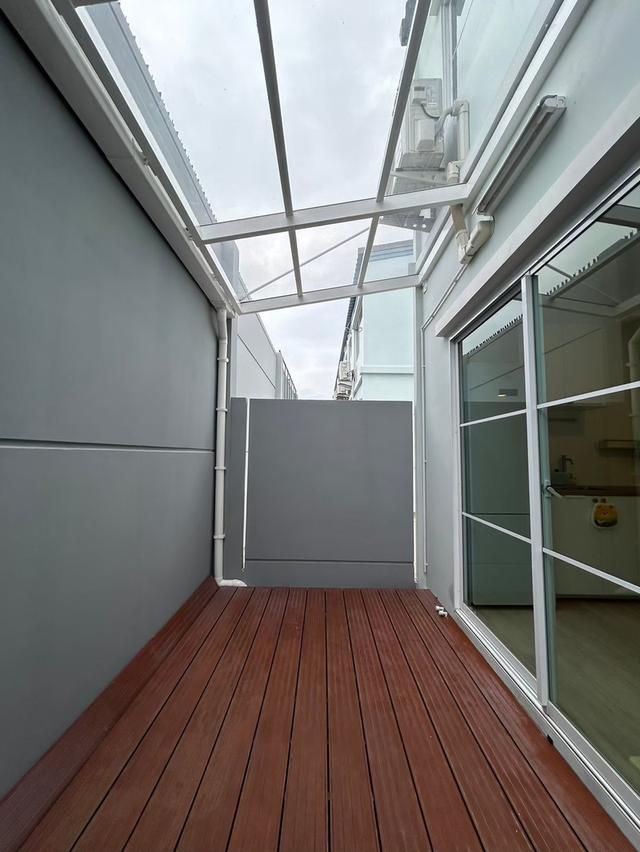 🇹🇭 ให้เช่าบ้านทาวน์โฮมตกแต่งสไตล์มินิมอล (หลังริม) หมู่บ้าน Villaggio 2 ศรีนครินทร์–บางนา โทนขาว–ไม้ เรียบง่าย อบอุ่นน่าอยู่ ✨  6