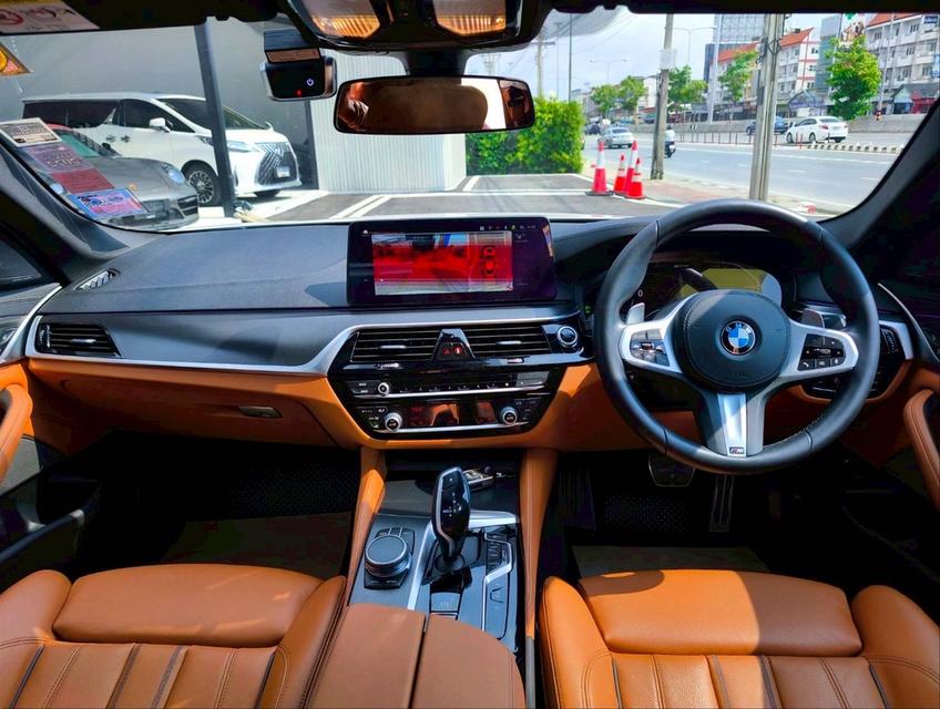 รหัสรถ KPV1111 2021 BMW 530e 2.0 M SPORT 7