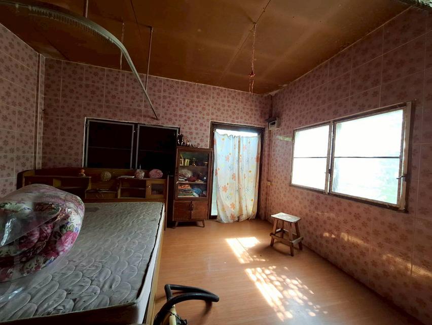 ที่ดินพร้อมสิ่งปลูกสร้าง ซอยไสวประชาราษฎร์ 33 (ร่วมสุข8) ลำลูกกาคลอง 4 ถนนลำลูกกา ต.ลาดสวาย อ.ลำลูกกา จ.ปทุมธานี 10